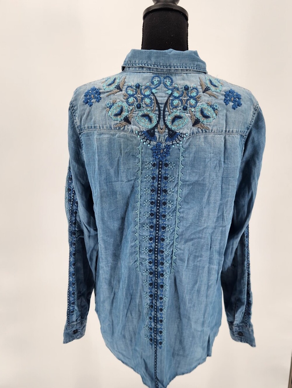 Driftwood  Western, Cowboy, boho  The Lana Lightweight Button Down Shirt